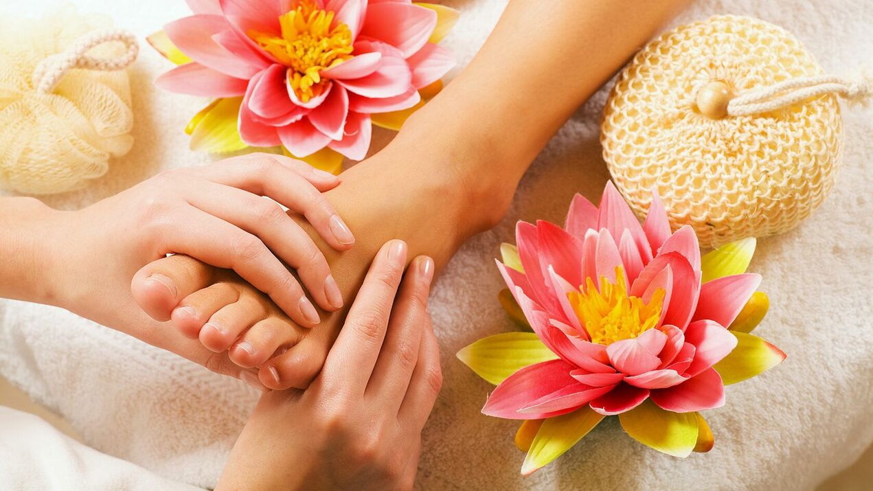 traditional medicine in the treatment of fungus